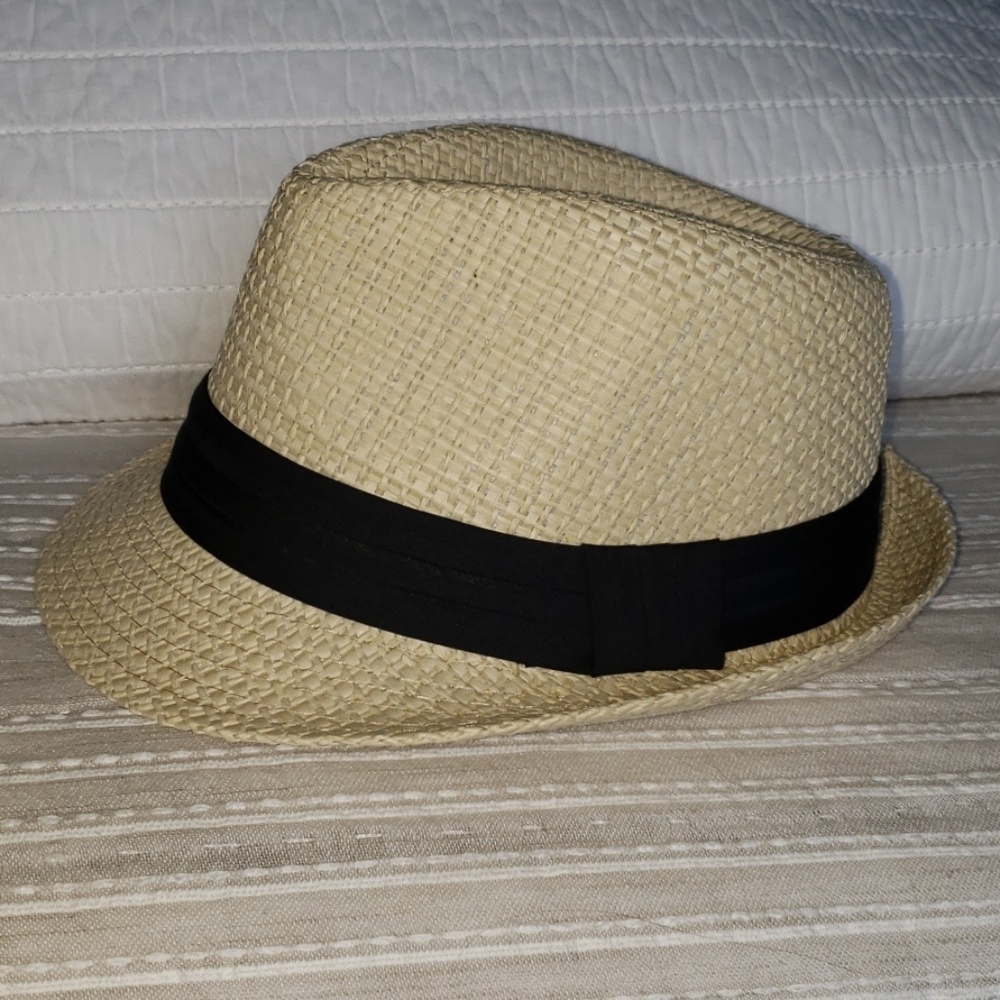 Women's Cream Straw Fedora with Black Band